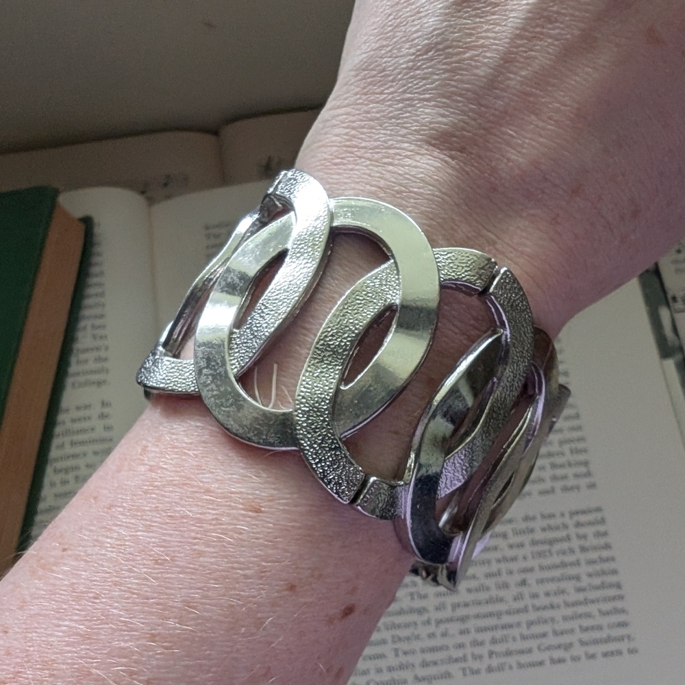 Silver Chain Link Stretch Bracelet